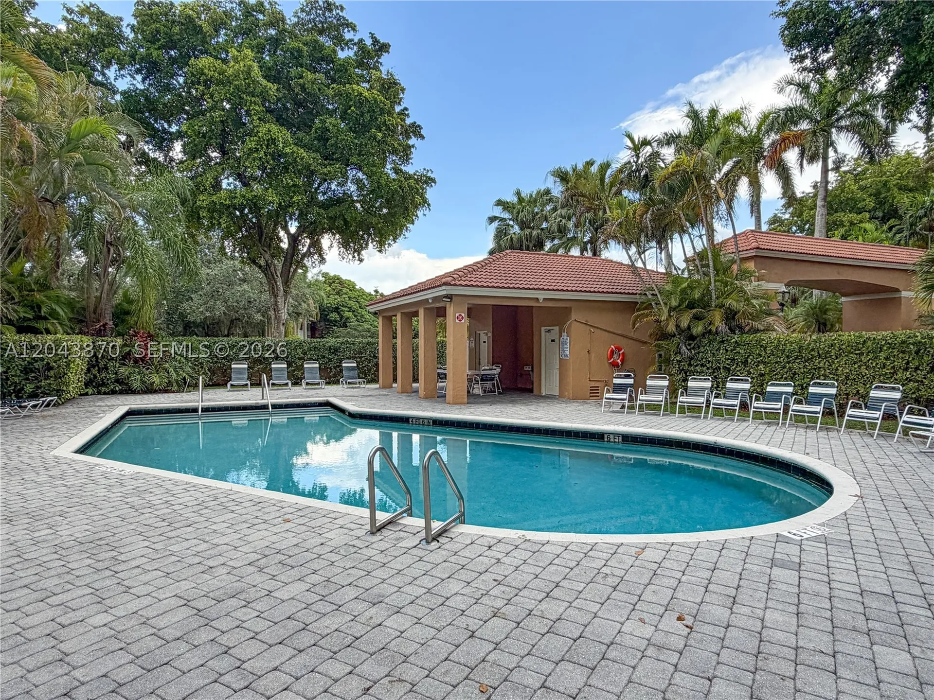 11415 Lakeview Drive Coral Springs FL 33071