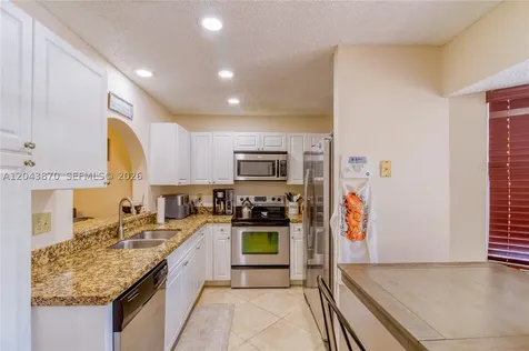 11415 Lakeview Drive Coral Springs FL 33071