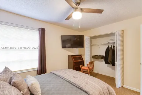 11415 Lakeview Drive Coral Springs FL 33071