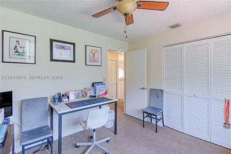 11415 Lakeview Drive Coral Springs FL 33071