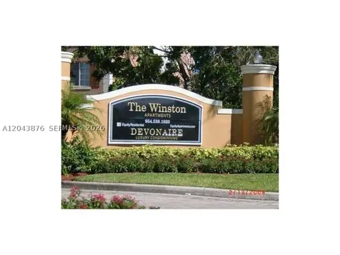 11155 SW 5th Place Pembroke Pines FL 33025