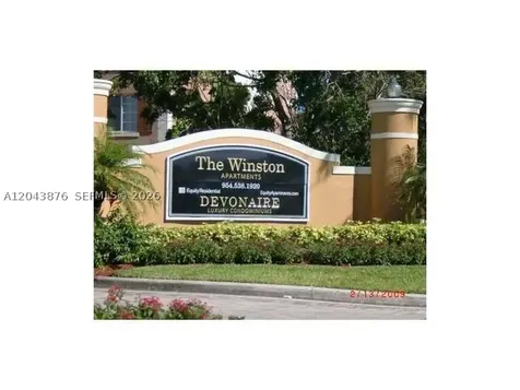 11155 SW 5th Place Pembroke Pines FL 33025