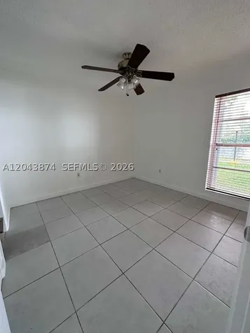 4805 NW 7th Street Miami FL 33126