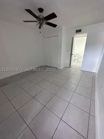 4805 NW 7th Street Miami FL 33126