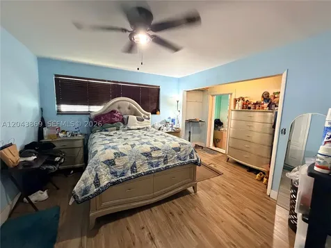 13105 NW 12th Avenue North Miami FL 33168