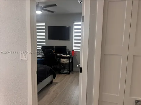 15376 SW 13th Terrace Miami FL 33194