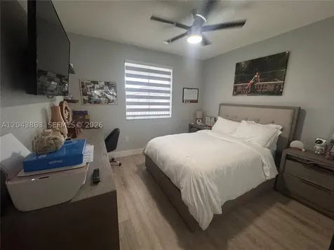 15376 SW 13th Terrace Miami FL 33194