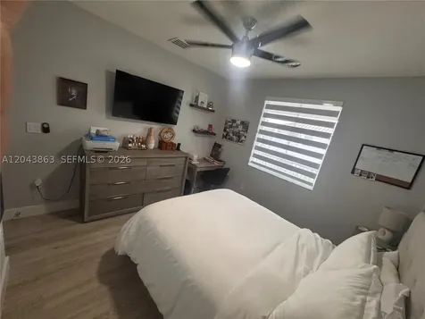 15376 SW 13th Terrace Miami FL 33194