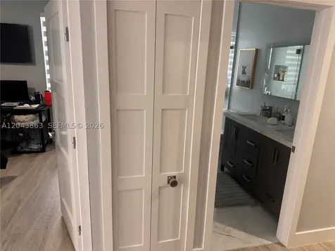 15376 SW 13th Terrace Miami FL 33194
