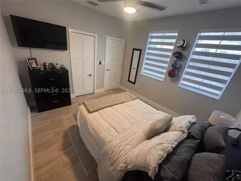 15376 SW 13th Terrace Miami FL 33194