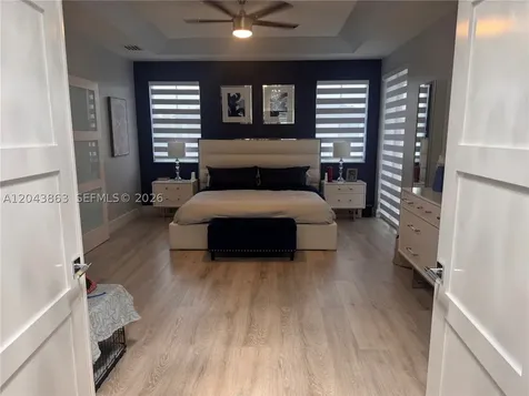 15376 SW 13th Terrace Miami FL 33194