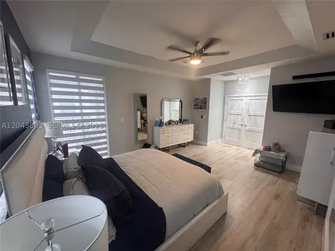 15376 SW 13th Terrace Miami FL 33194