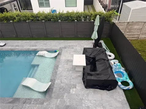 15376 SW 13th Terrace Miami FL 33194