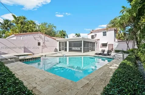 1056 Harrison Street Hollywood FL 33019