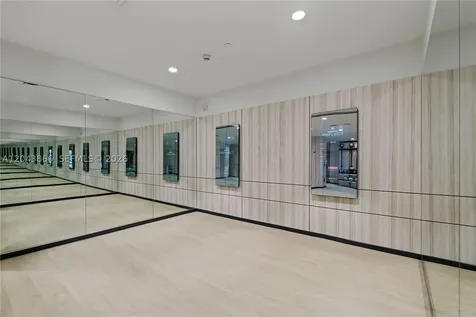 101 Diplomat Parkway Hallandale Beach FL 33009
