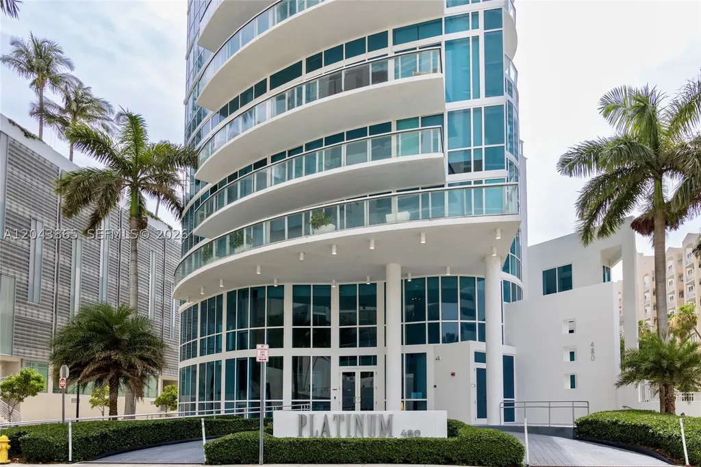 480 NE 30th Street Miami FL 33137