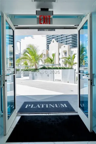 480 NE 30th Street Miami FL 33137