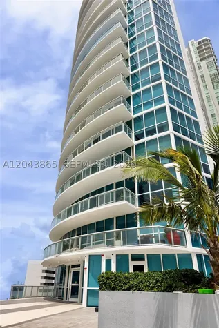 480 NE 30th Street Miami FL 33137