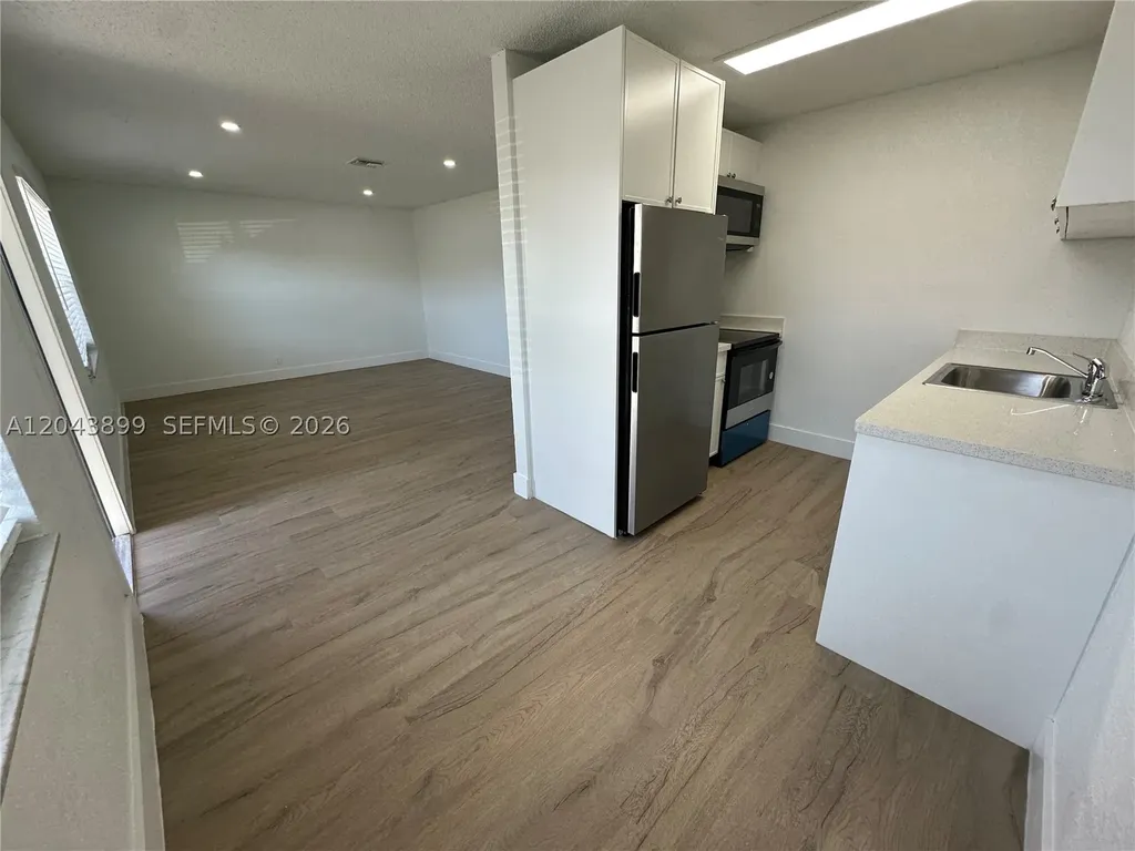 899 NE 15th Street Fort Lauderdale FL 33304