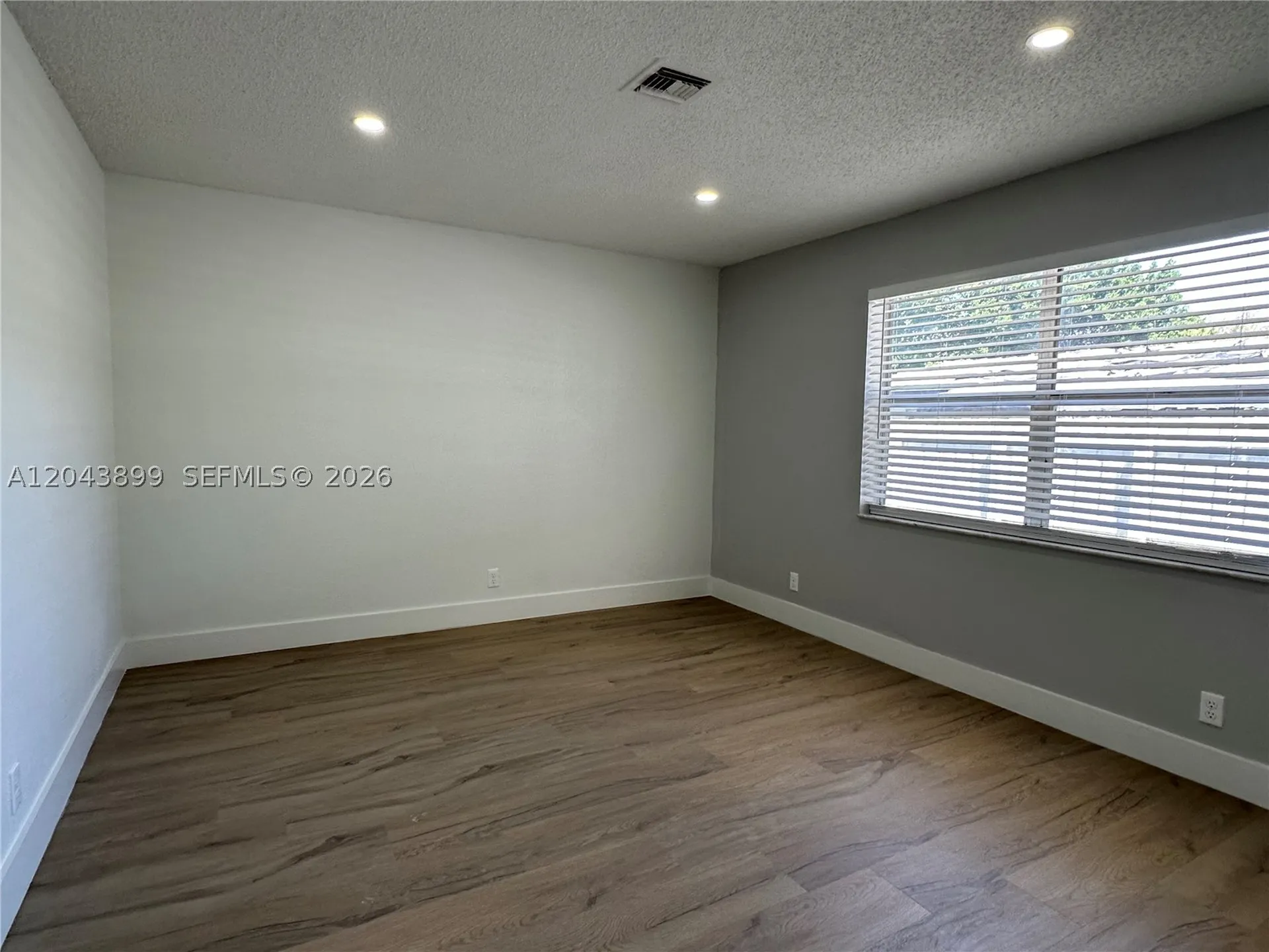 899 NE 15th Street Fort Lauderdale FL 33304