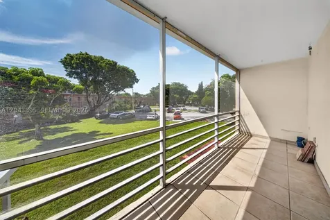 20311 NE 2nd Avenue Miami FL 33179