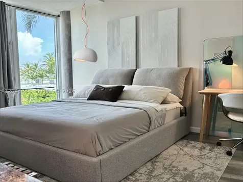 900 Bay Drive Miami Beach FL 33141