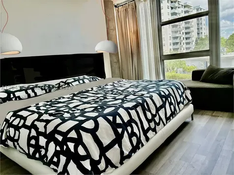 900 Bay Drive Miami Beach FL 33141