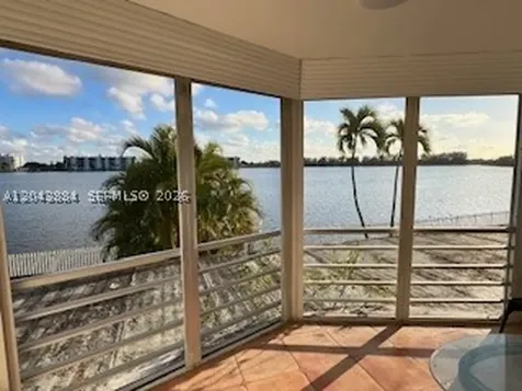1100 NE 191st Street Miami FL 33179