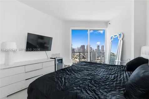 1900 N Bayshore Drive Miami FL 33132