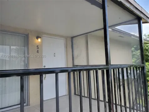 15659 SW 73rd Cir Terrace Miami FL 33193