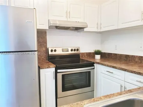 15659 SW 73rd Cir Terrace Miami FL 33193
