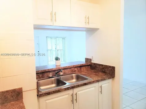 15659 SW 73rd Cir Terrace Miami FL 33193