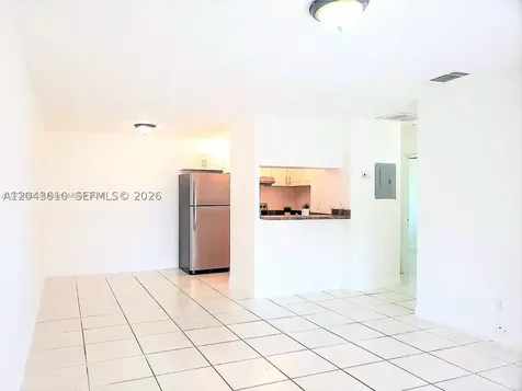 15659 SW 73rd Cir Terrace Miami FL 33193