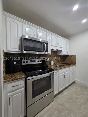 4670 W 13th Lane Hialeah FL 33012
