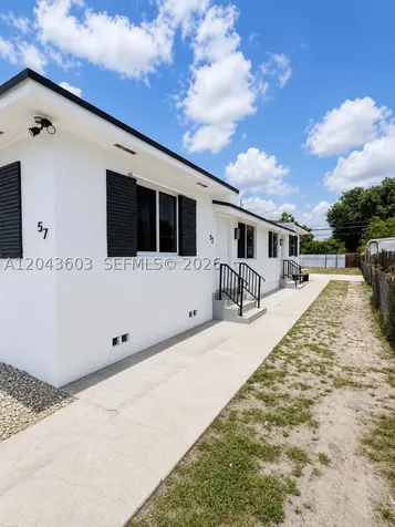 59 E 10th Street Hialeah FL 33010