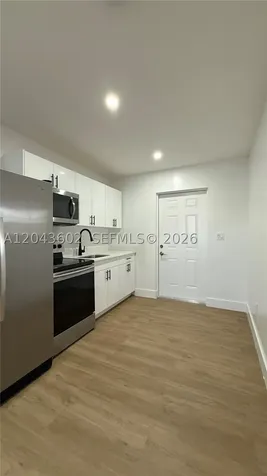 211 SW 10th Avenue Miami FL 33130