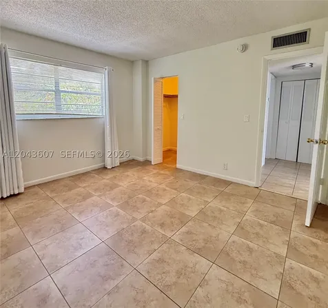 30 SE 4th Avenue Hallandale Beach FL 33009