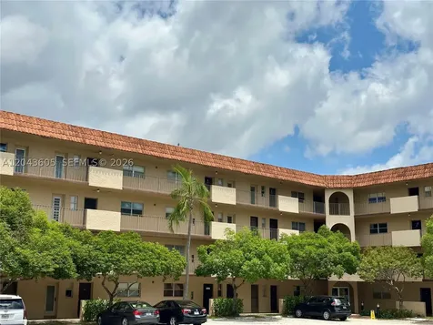 6201 N Falls Cir Drive Lauderhill FL 33319