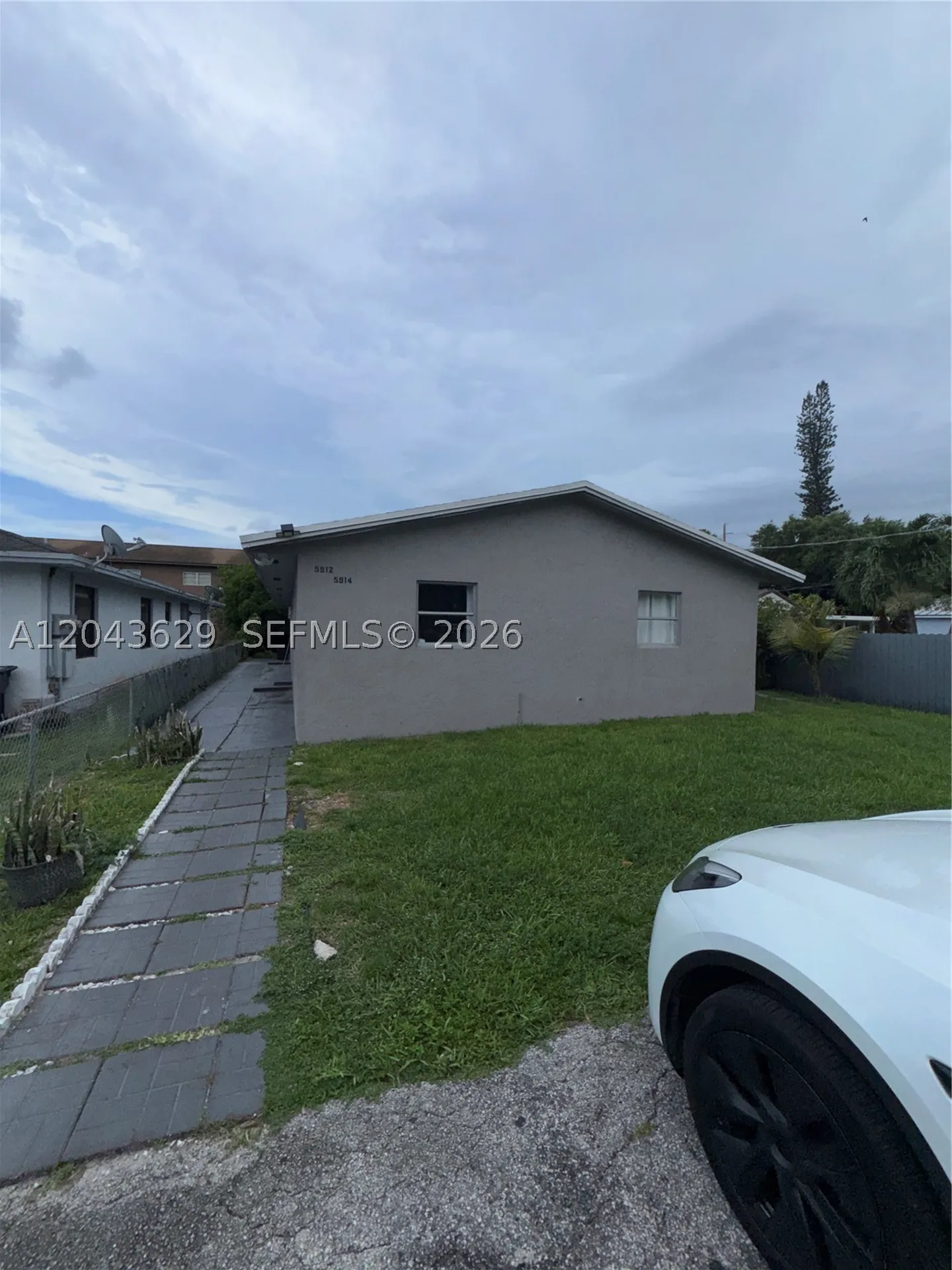 5912 Fillmore Street Hollywood FL 33021
