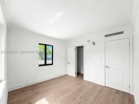 55 NW 125th Street North Miami FL 33168