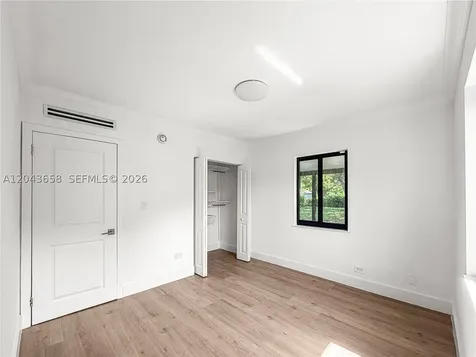 55 NW 125th Street North Miami FL 33168