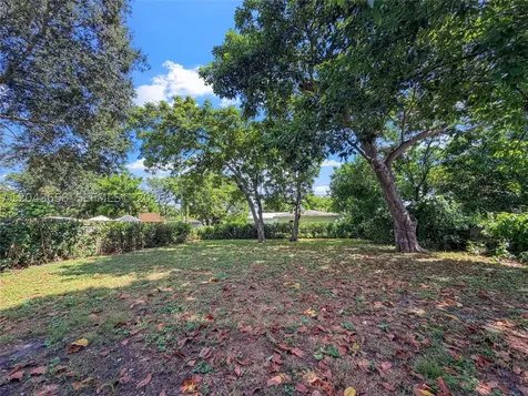 55 NW 125th Street North Miami FL 33168
