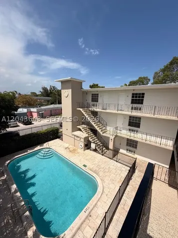 3270 W Trade Avenue Miami FL 33133