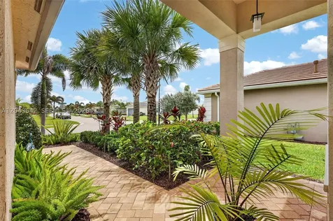 11662 SW Moon River Way Port St. Lucie FL 34987