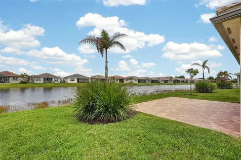 11662 SW Moon River Way Port St. Lucie FL 34987