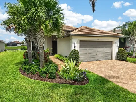 11662 SW Moon River Way Port St. Lucie FL 34987