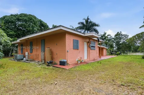 15401 SW 240th Street Homestead FL 33032
