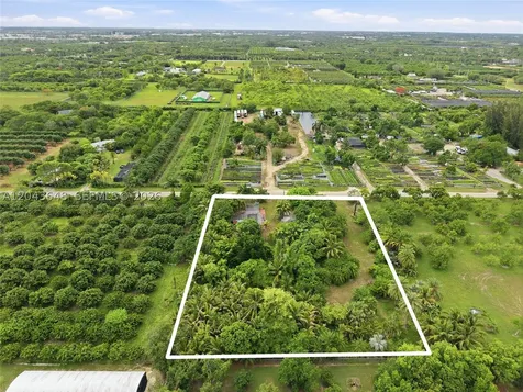 15401 SW 240th Street Homestead FL 33032