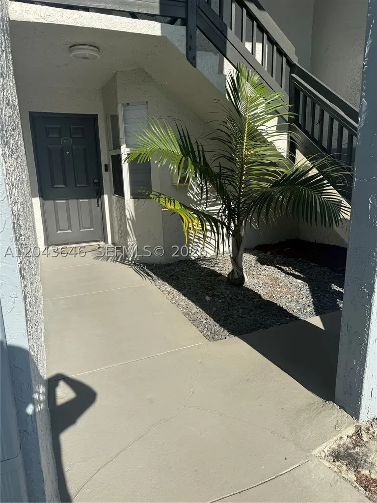 601 SW 113th Way Pembroke Pines FL 33025