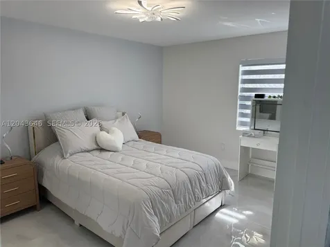 601 SW 113th Way Pembroke Pines FL 33025